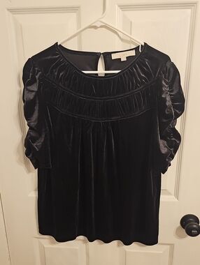 LOFT Black Velvet Puff Sleeve Blouse